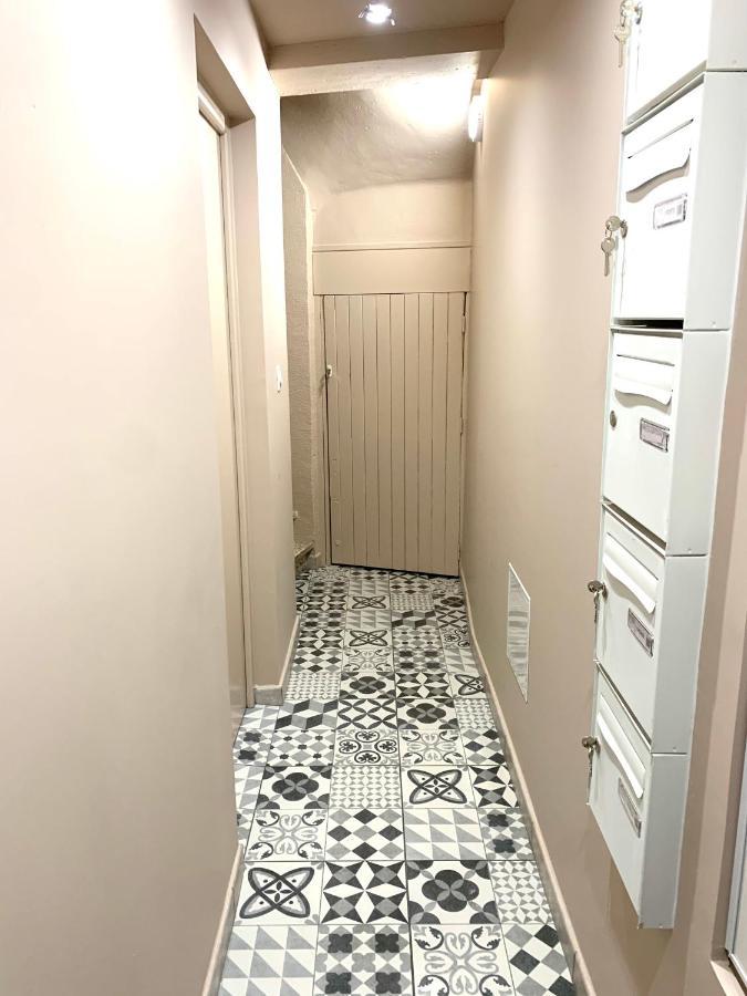 Apartment Republique #3